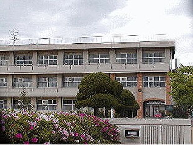 岡山市立操南小学校（1585m）