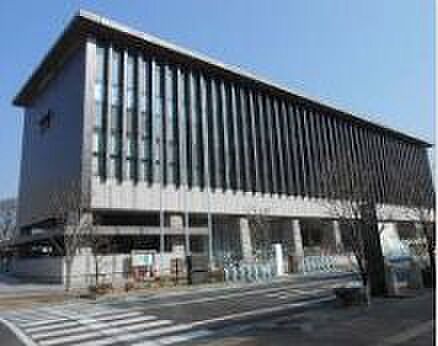 岡山県立図書館（152m）