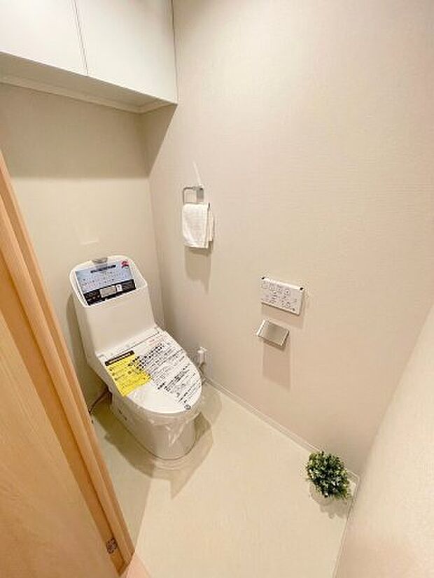 トイレも新品交換済みです