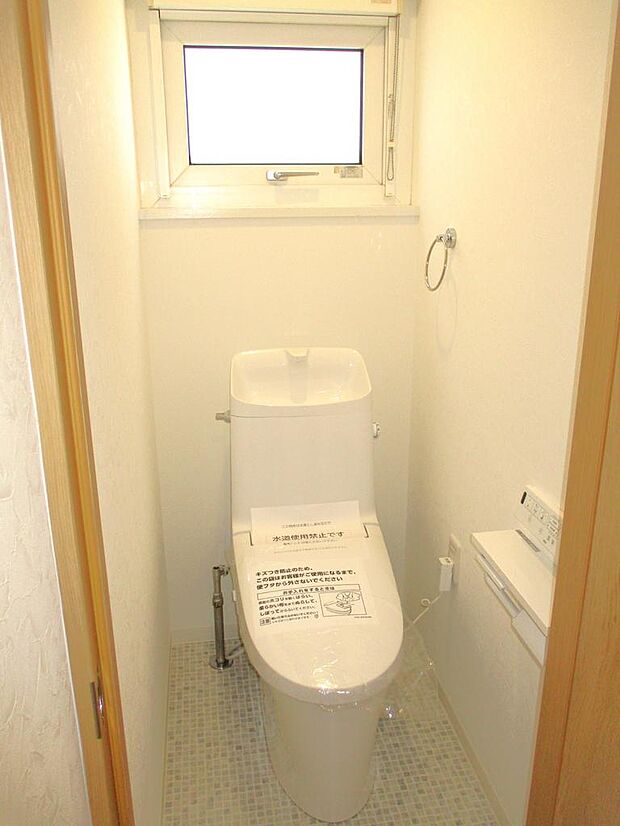 ●2階トイレ●ウォシュレット付トイレ交換(リモコン付 ※2階・3階ともに)