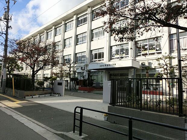 【小学校】吉島小学校まで469ｍ