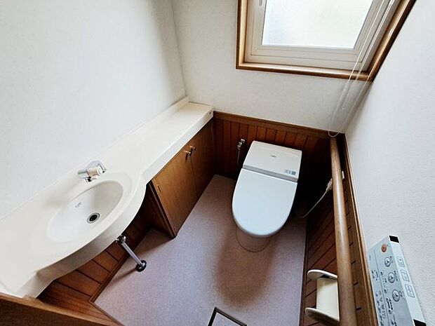 室内(2023年12月)撮影◎本日内覧可能◎手洗い付きのトイレは来客があっても便利な設備ですね♪