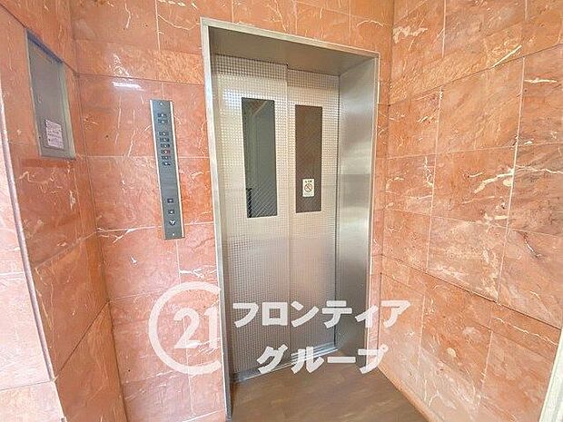 荷物がある時にも便利なエレベーター完備