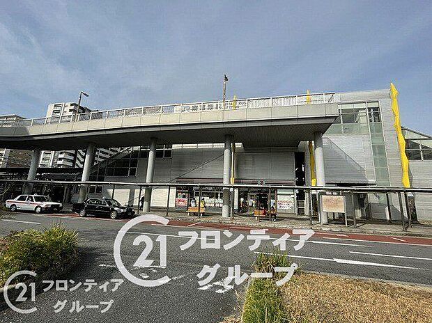 南草津駅(JR西日本 東海道本線) 4900m