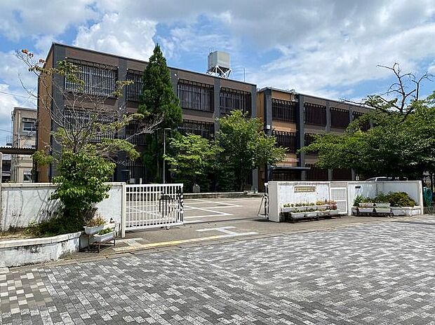 西ノ京中学校