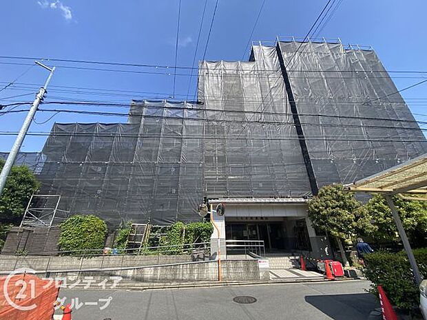 京阪本線「中書島」駅徒歩約6分！7階建5階部分南西角住戸で陽当たり・通風・眺望良好です♪