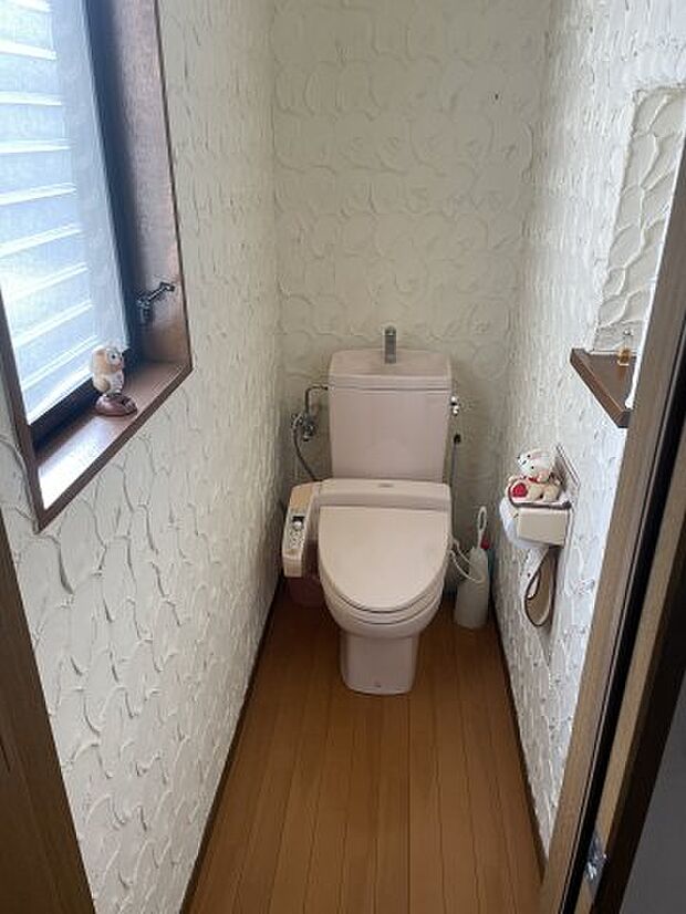 1階トイレ。戦場・保温・乾燥。2階にも同様のトイレが付いています。