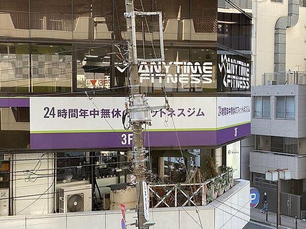 エニタイムフィットネス 大森駅前店24h営業のスポーツジム 900m