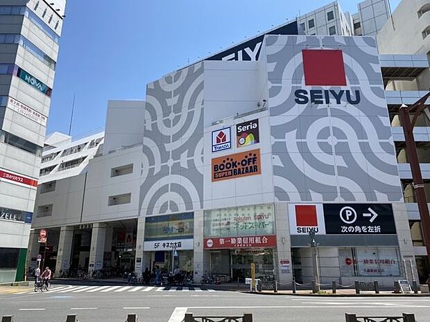 西友　大森店営業時間　24時間営業、年中無休Seria やヤマダ電機、レストラン街や映画館もあります。 800m