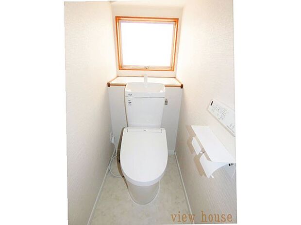 【トイレ】 温水暖房便座付きトイレ♪