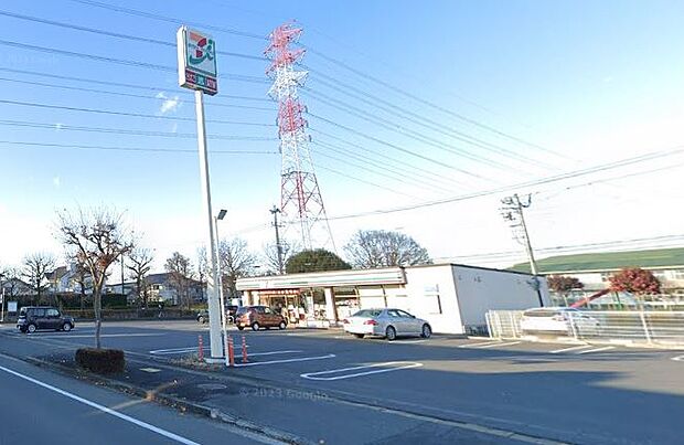 セブンイレブン　下野祇園店 270m