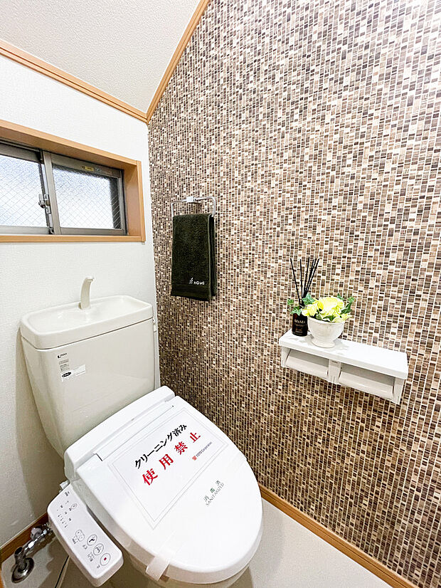 2階トイレ　温水洗浄暖房便座交換