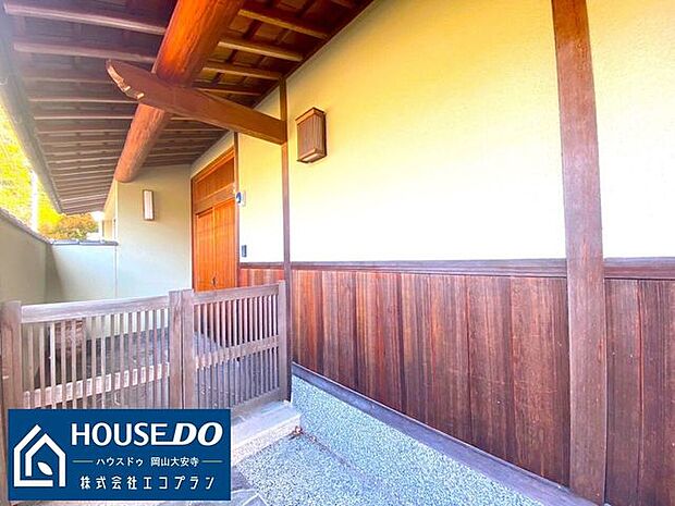 【玄関】今は少なくなってきた古き良き日本の玄関は、他とは違ったおしゃれな空間を生み出してくれますね♪