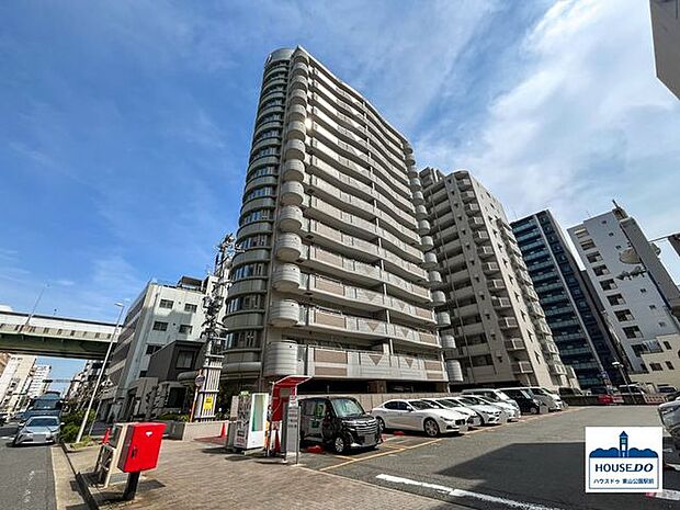 このマンションの5階角側に位置するお部屋です。桜通線「高岳駅」まで徒歩約5分の好立地！