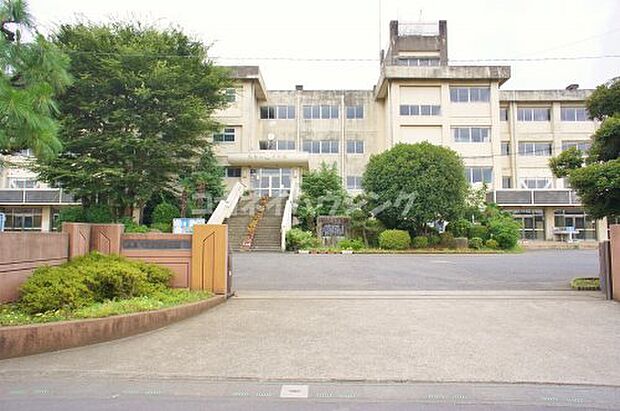 【中学校】久喜東中学校まで1953ｍ