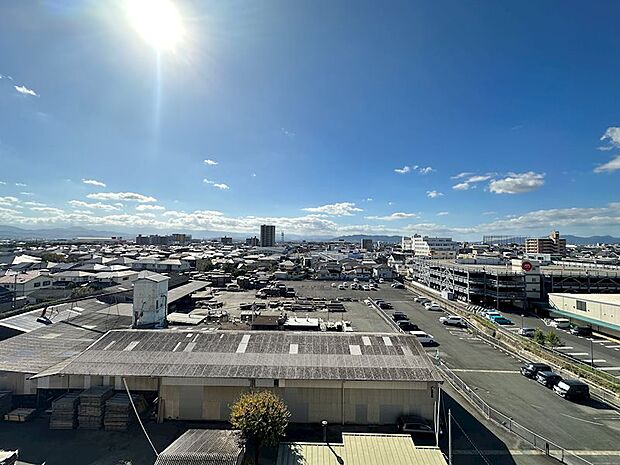 前面に高層建物が無く、気持ちの良い眺め♪