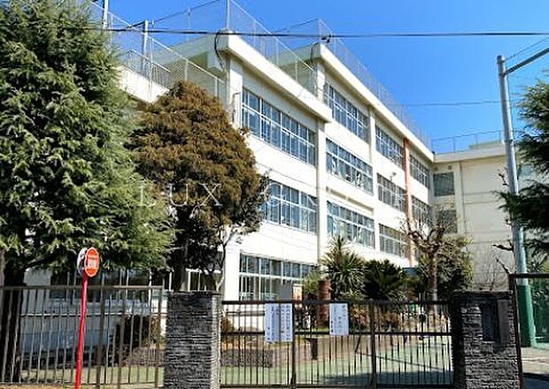 福生市立福生第六小学校 徒歩6分。 440m