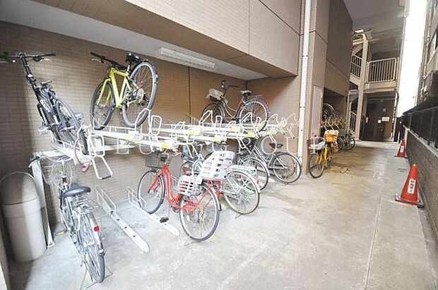 自転車を長く使うために欠かせない”屋根付き”駐輪場。