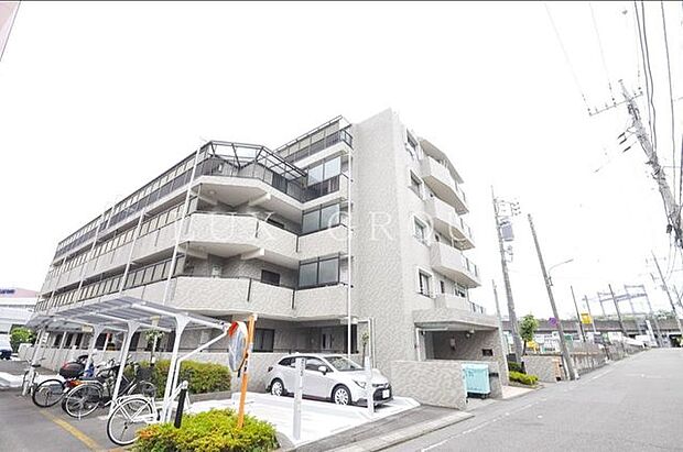 京王堀之内駅より徒歩4分。平成6年築、安心のオートロックマンション。