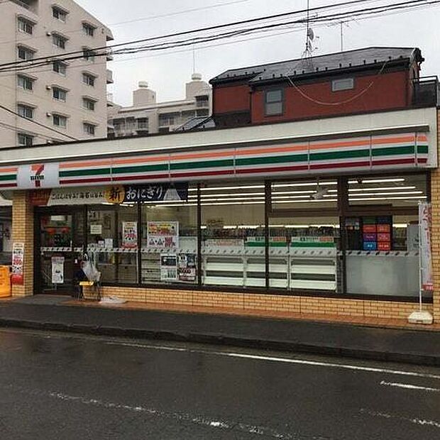 セブン-イレブン 横浜大豆戸町店 280m
