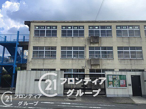 東大阪市立孔舎衙東小学校　徒歩16分。 1280m