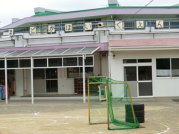 幼稚園・保育園 240m まどか保育園(送り迎えが徒歩3分で済むので時間に余裕ができてリフレッシュできますね！)