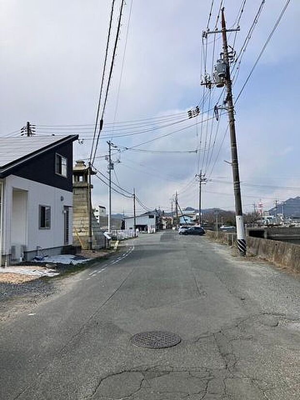 前面道路含む現地写真