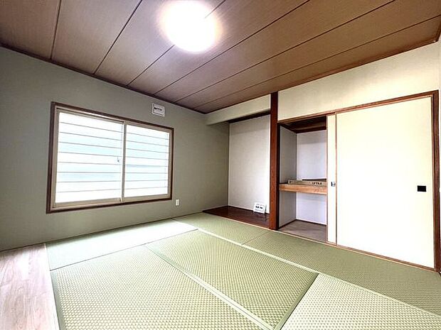 ◆和室◆リビングに隣接する8.0帖の和室！和室は、落ち着いた雰囲気で、自然素材の温かさと日本の伝統美が感じられる空間で、心と体を癒してくれます☆和の風情で心を豊かにしませんか♪　　　　　　