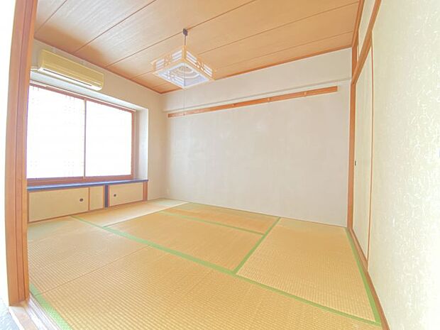 リビング横の和室は、ご家族のくつろぎ空間としてお使い頂けます。