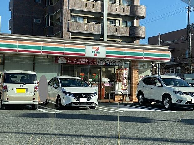 コンビニ セブンイレブン下関秋根東町店 400m