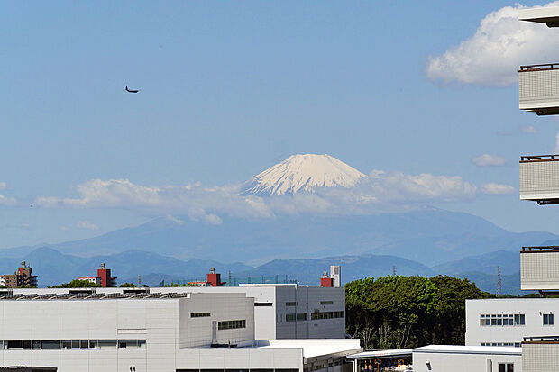 天気が良ければお部屋から富士山を望めます。