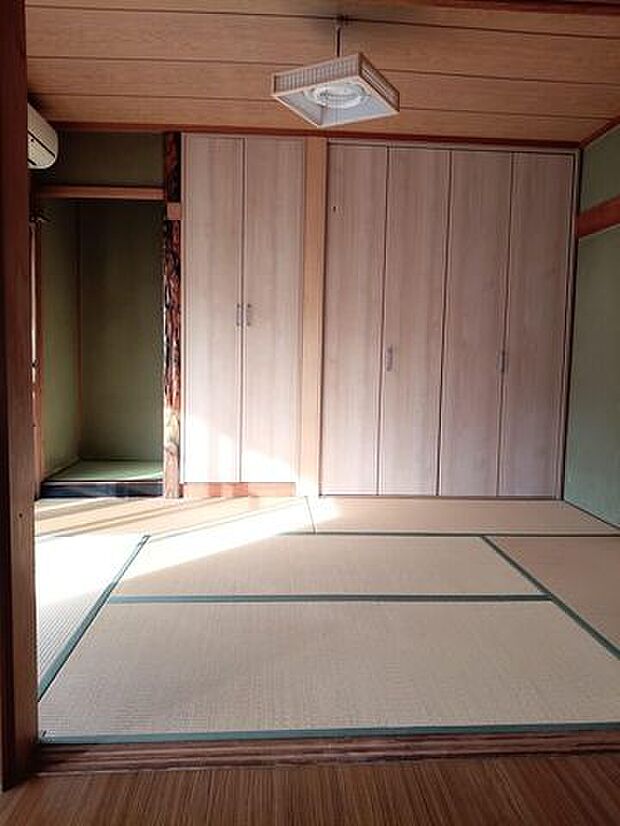 6帖の広々とした和室は普段使いにも、客間としても最適なお部屋です！