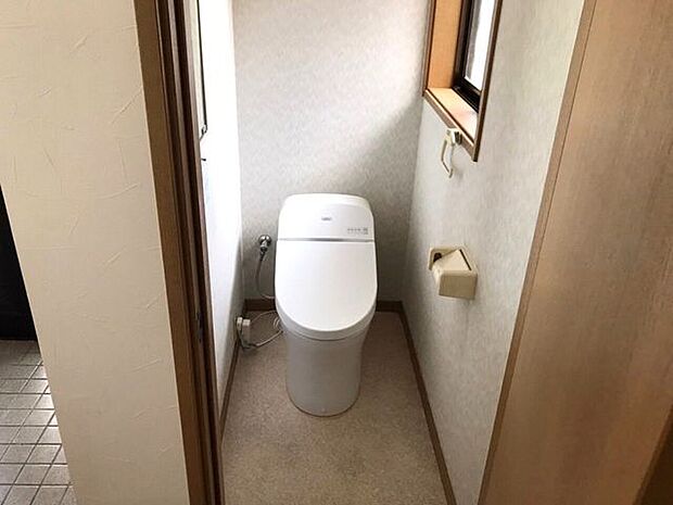 1階と2階にトイレがあります。