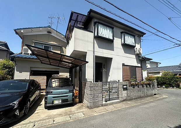 JR奈良線新田駅徒歩12分・近鉄京都線大久保駅徒歩15分の閑静な住宅地です♪