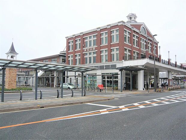 【周辺環境】東武東上線東松山駅まで約350ｍ（徒歩約5分）です。徒歩圏内に駅があるので、通勤・通学・お出かけがしやすいですね。