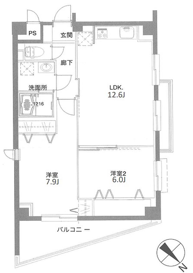 壁付けキッチン型のためスペースが生まれ広々としています！洋室も約8帖あるため広く利用が出来ます。全体的に居室に大きな収納スペースがあるのが良いですね。