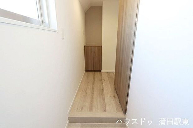□玄関スペース