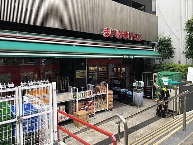 まいばすけっと石川台駅南店イオン系列。コンビニと同程度のスペースに、生鮮から惣菜までの食品スーパーの取り扱い商材を凝縮して提供するミニ食品スーパーです。 350m