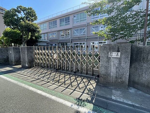 川崎市立 藤崎小学校 820m