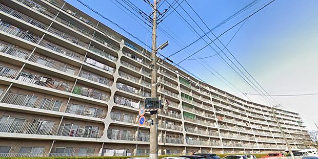 「日商岩井北浦和マンションA」9階建てマンション、京浜東北線「北浦和」バス12分、「諏訪坂」より停歩2分の立地