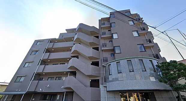 「リコス元町」6階建てマンション、京浜東北線「北浦和」駅より徒歩17分の立地　