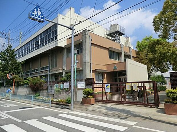 【小学校】川口市立芝西小学校まで470ｍ