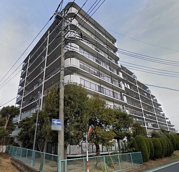 「ハイラーク川越」9階建てマンション、東武東上線「霞ヶ関」駅より徒歩15分の立地