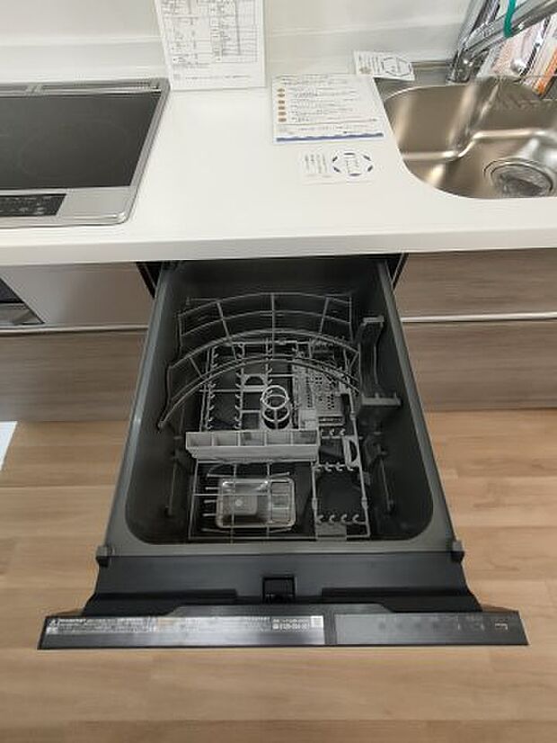 ・食洗機　　後片付けが楽になる食器洗浄乾燥機付き！環境にも手荒れにも優しい、嬉しい設備です