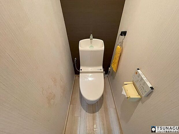 トイレは1階と2階の2か所にございます。