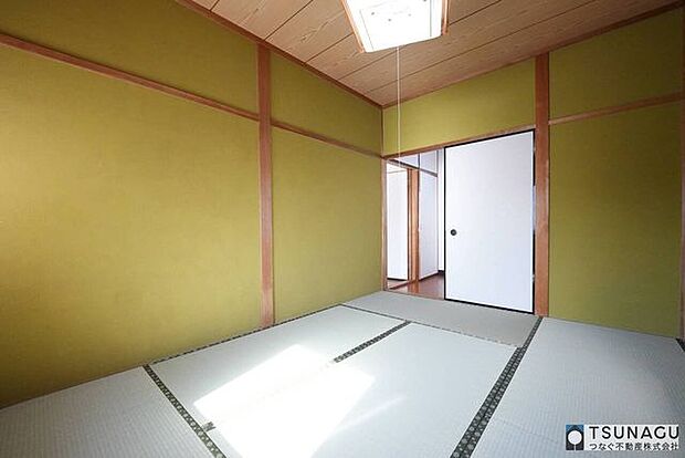 2階和室です、壁や床の状態もよく丁寧に使用されていた様子が伺えます。