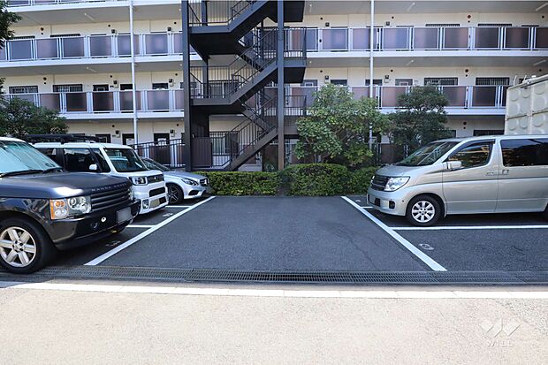 敷地内駐車場(屋外平面式)