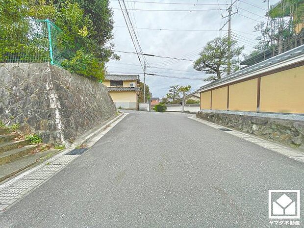 前面道路含む現地写真