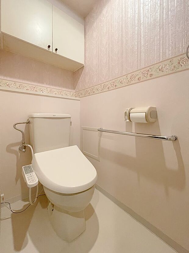 室内（2024年2月）撮影　手洗・上部収納付きトイレ