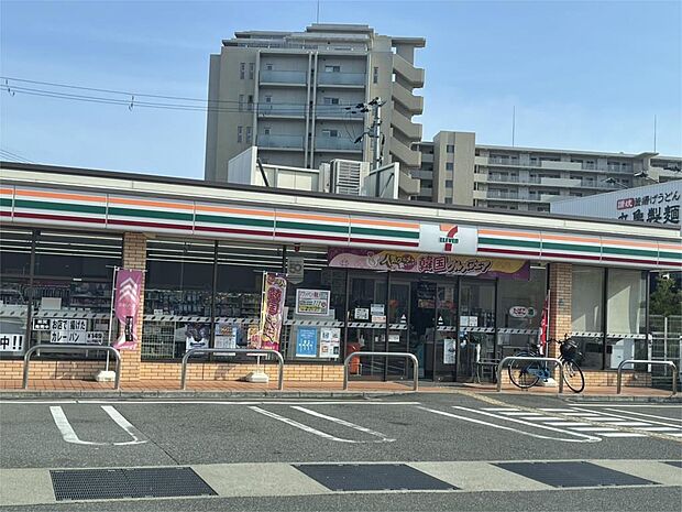 セブンイレブン 西宮前浜町店（739m）